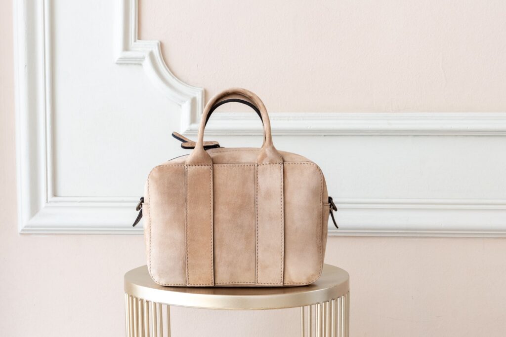Bauletto suede cipria Susan Santi